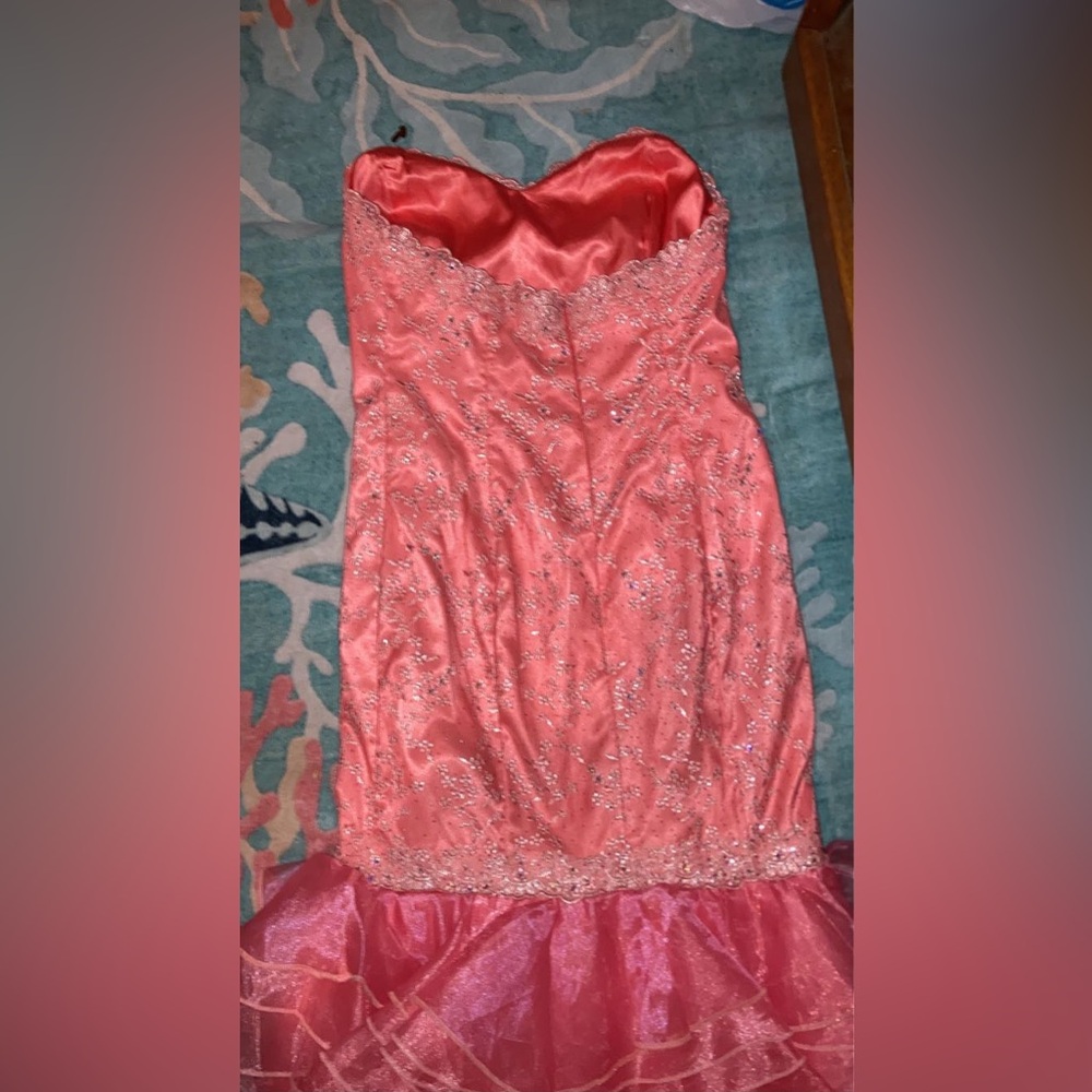 Elegant Pink Ruffled Gown - Picture 8 of 9